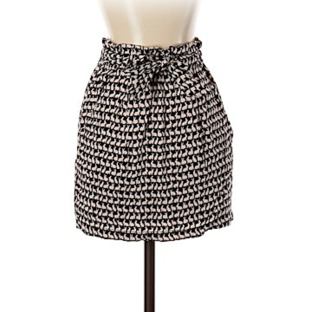 H&M Divided rabbit/bunny print mini skirt